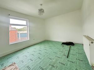 Bedroom 1 - click for photo gallery
